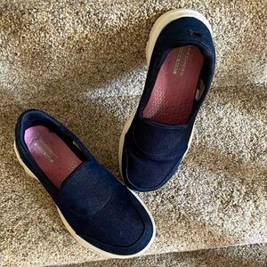 Skechers Go Walk Ultra Go Air Cooled Goga Mat Dark Denim Size 6.5